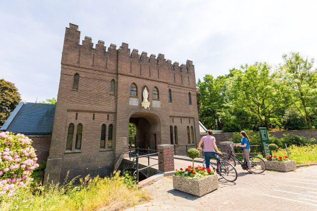Abdij de Koningshoeven La Trappe fietsers