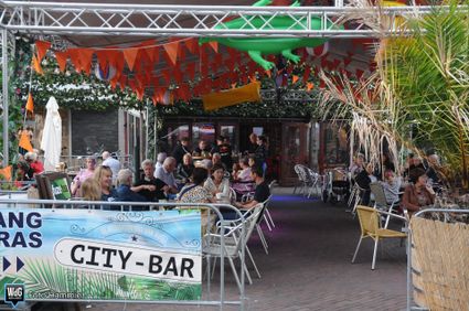 City bar Budel